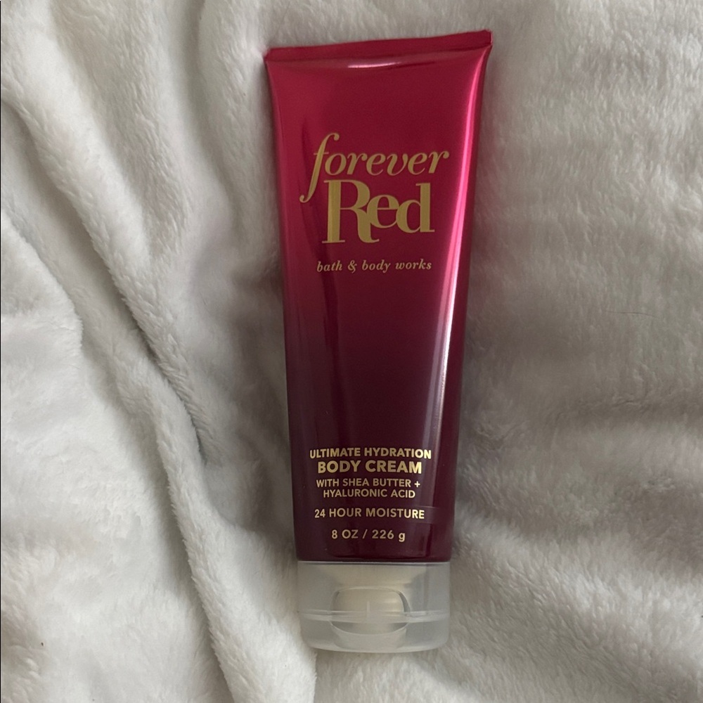 Bath & Body Works Ultimate Hydration Body Cream - Red